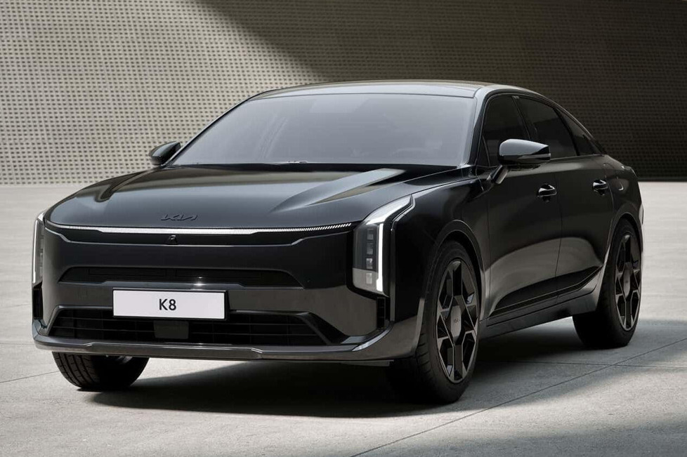 Der Kia Cadenza wurde als K8 in Südkorea weitergeführt, wo ein Facelift nun große Veränderungen innen und außen mit sich bringt
