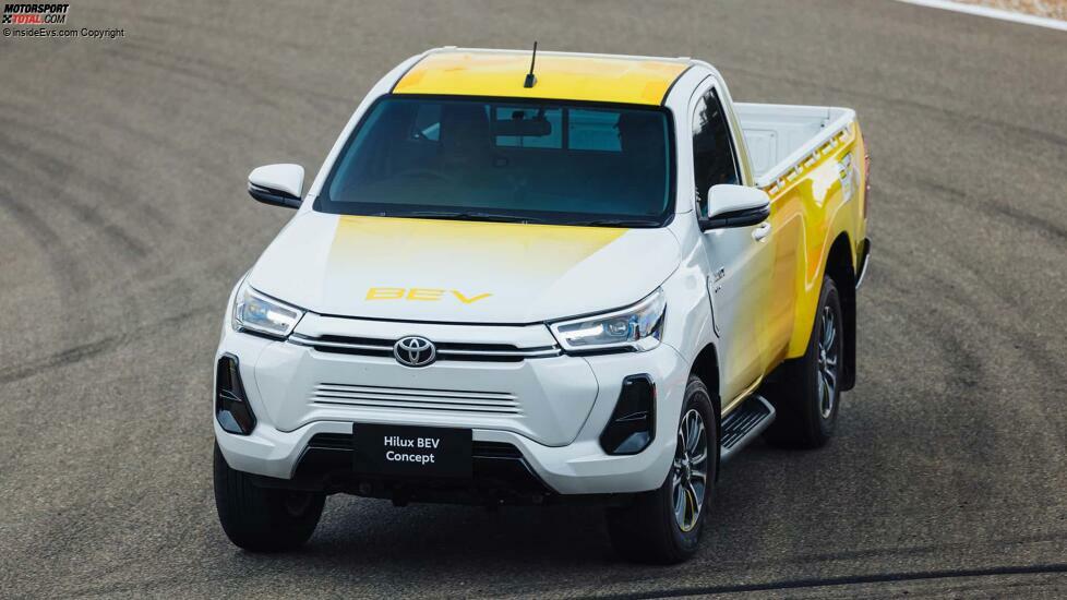 Toyota Hilux BEV im Fahrbericht