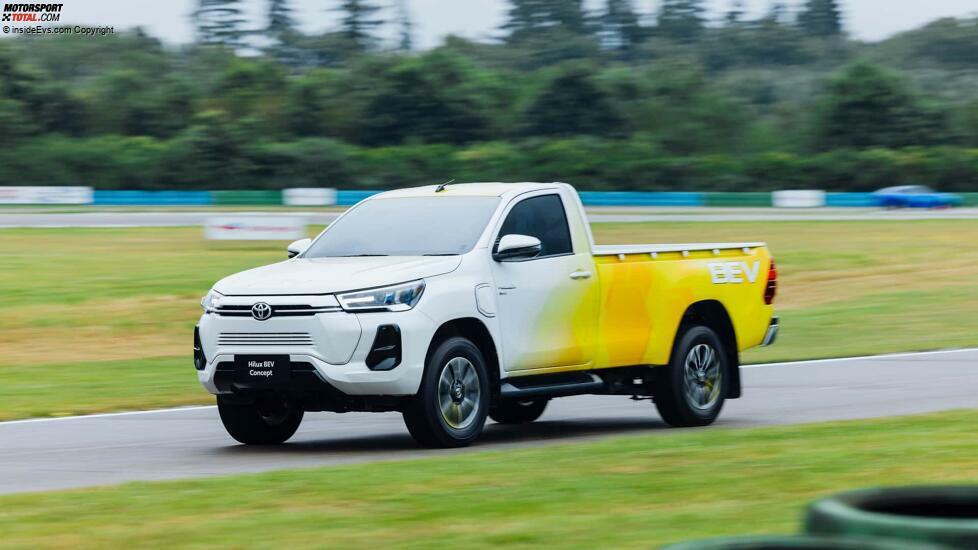 Toyota Hilux BEV im Fahrbericht