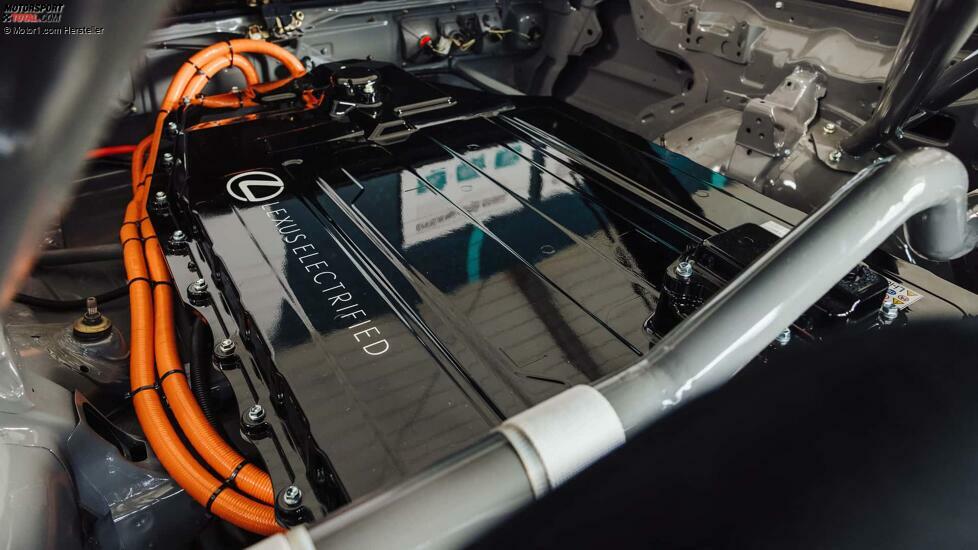 Toyota Corolla Levin AE86 BEV in der Sitzprobe