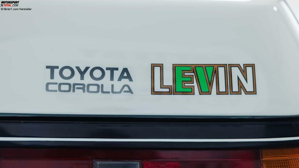 Toyota Corolla Levin AE86 BEV in der Sitzprobe