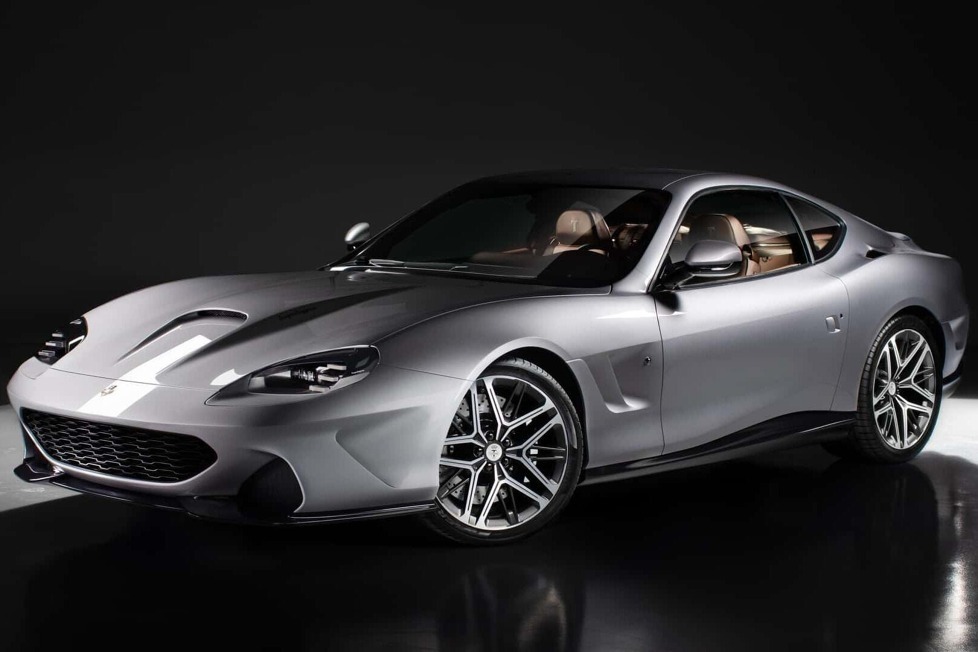 Touring Superleggera hat einen 550 Maranello genommen, das Design überarbeitet und mehr Leistung hinzugefügt