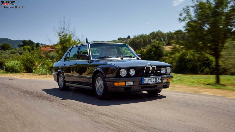 BMW M5 E28 (1986) im Fahrbericht