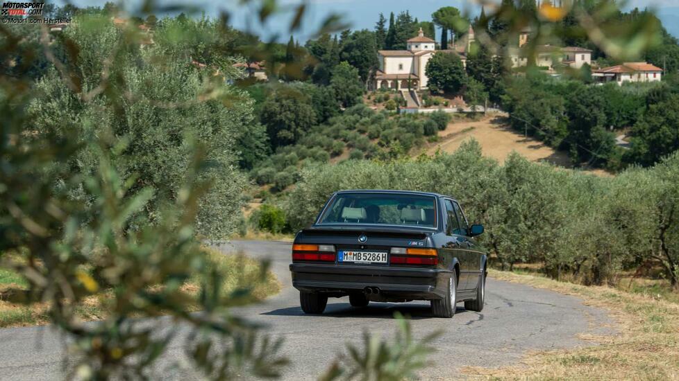 BMW M5 E28 (1986) im Fahrbericht