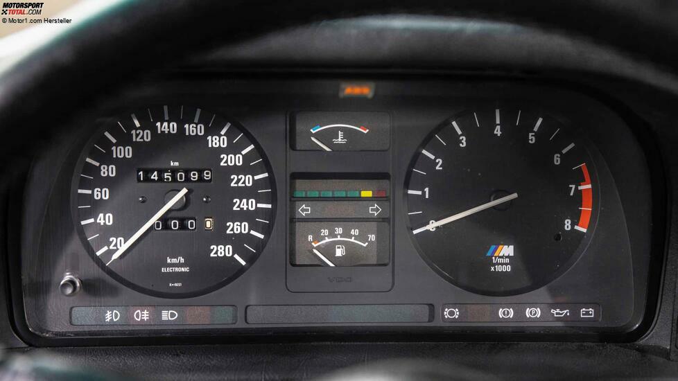 BMW M5 E28 (1986) im Fahrbericht