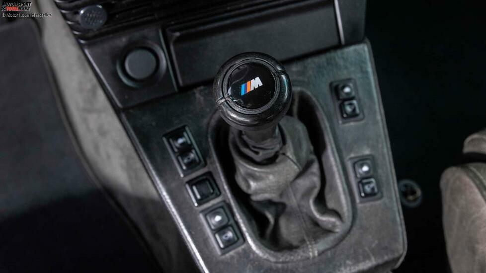 BMW M5 E28 (1986) im Fahrbericht