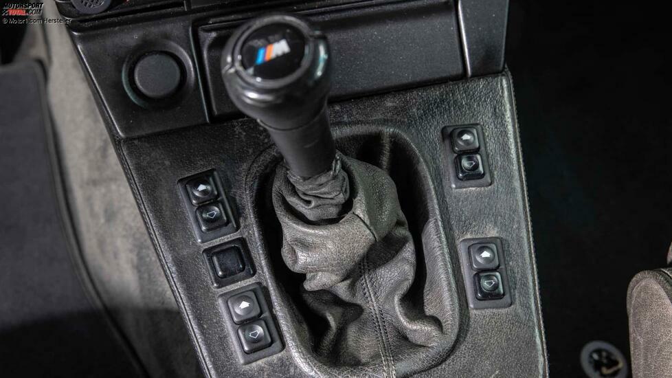 BMW M5 E28 (1986) im Fahrbericht
