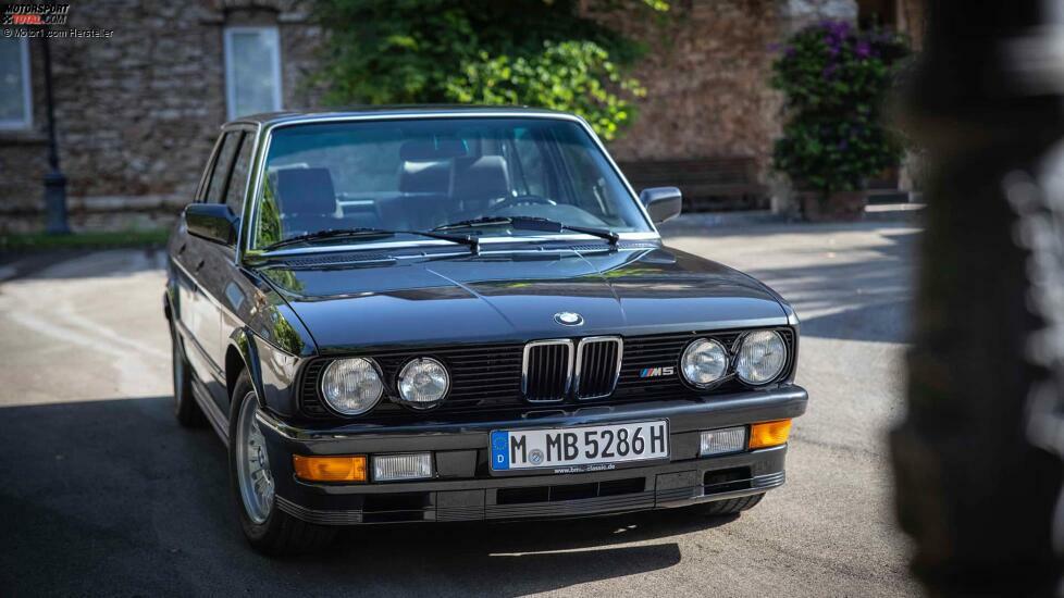 BMW M5 E28 (1986) im Fahrbericht