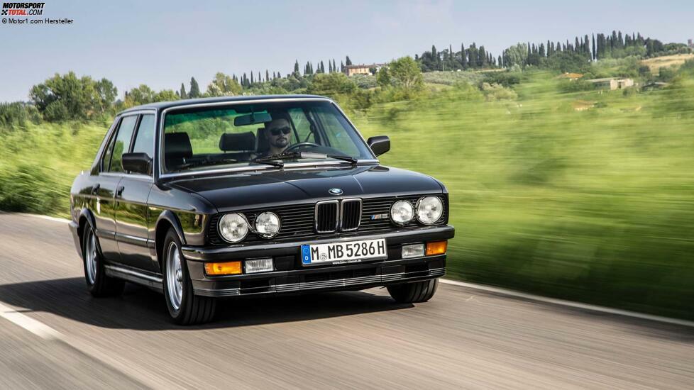 BMW M5 E28 (1986) im Fahrbericht