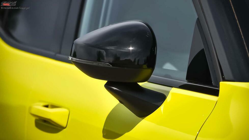 Volvo EX30 Single Extended Range Ultra (2024) in Moss Yellow im Test