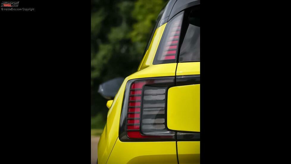 Volvo EX30 Single Extended Range Ultra (2024) in Moss Yellow im Test