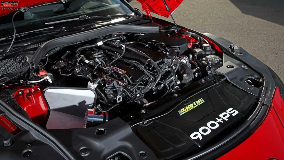 Wagner Tuning mit 1.000-PS-Supra und Drag Racing-Lady Lea Wagner