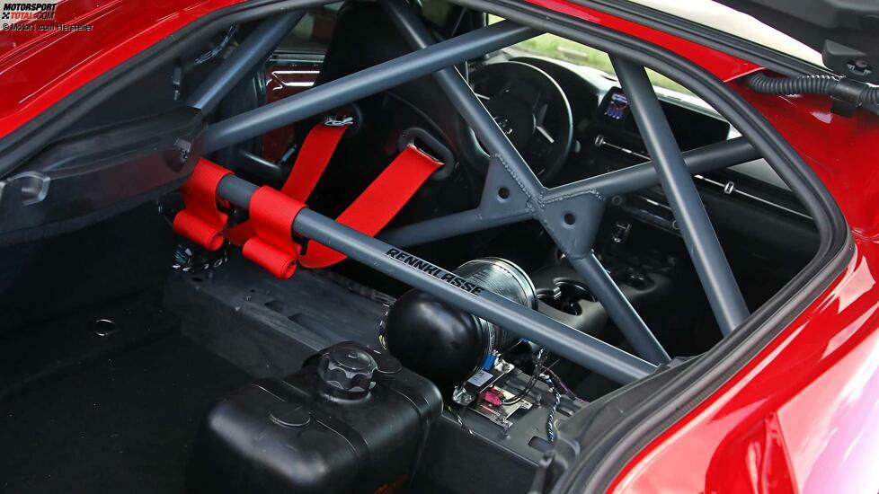 Wagner Tuning mit 1.000-PS-Supra und Drag Racing-Lady Lea Wagner
