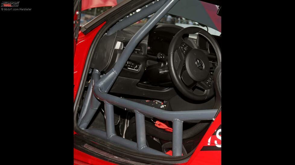 Wagner Tuning mit 1.000-PS-Supra und Drag Racing-Lady Lea Wagner