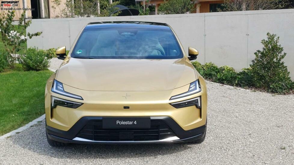 Polestar 4 in der Lackierung 'Gold': Das Exterieur