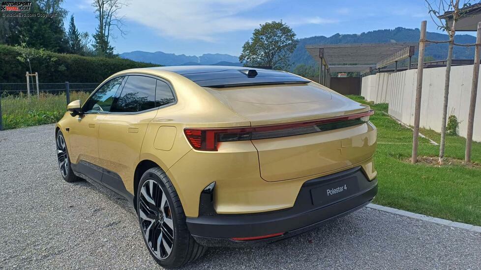 Polestar 4 in der Lackierung 'Gold': Das Exterieur