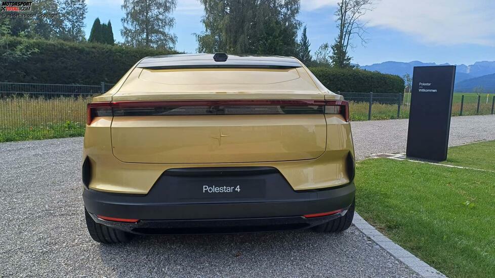 Polestar 4 in der Lackierung 'Gold': Das Exterieur