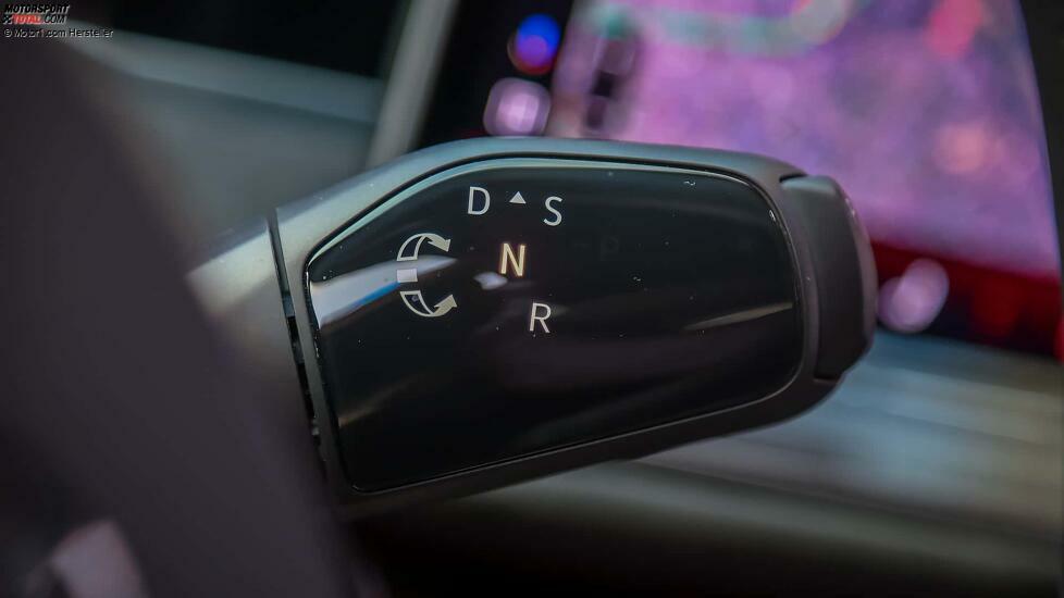 VW Passat Variant 2.0 TDI R-Line (2024) im Test