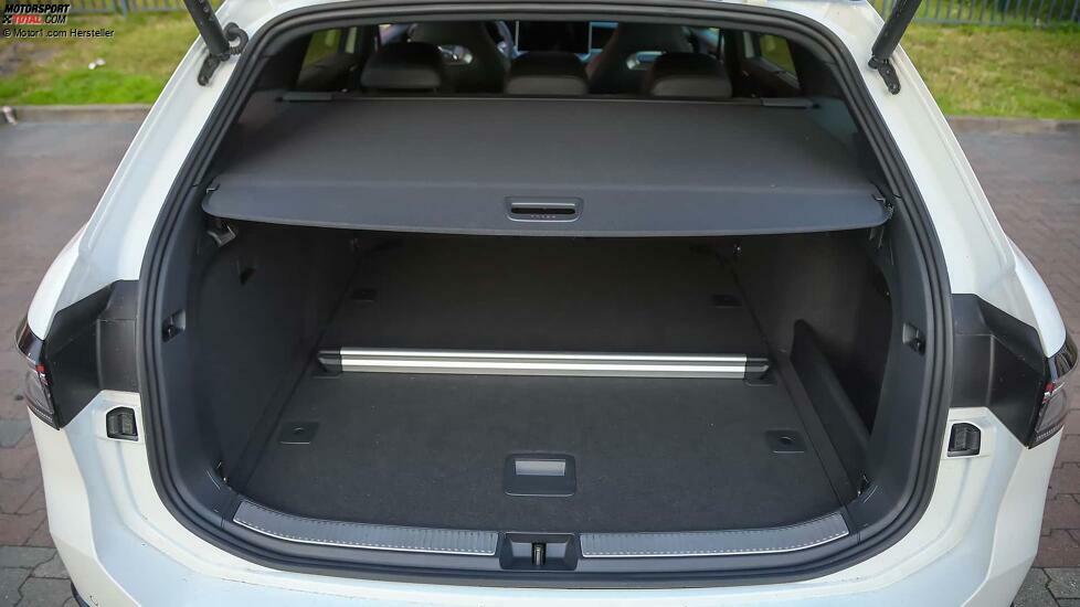 VW Passat Variant 2.0 TDI R-Line (2024) im Test