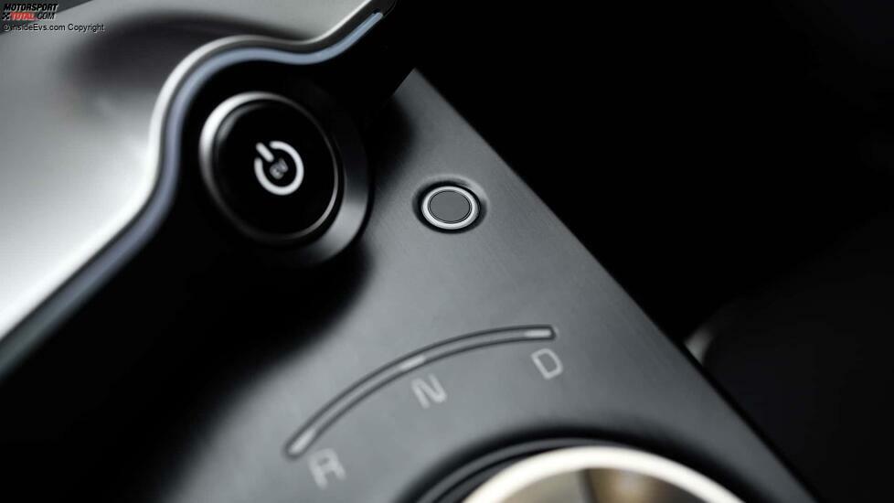 Kia EV6 als Rechtslenker (2025): Startknopf und offenbar die neue Fingerabdruck-Erkennung