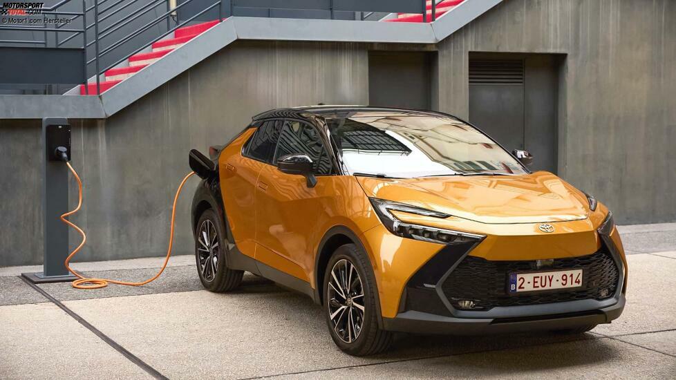 Toyota C-HR Plug-in Hybrid (2024)