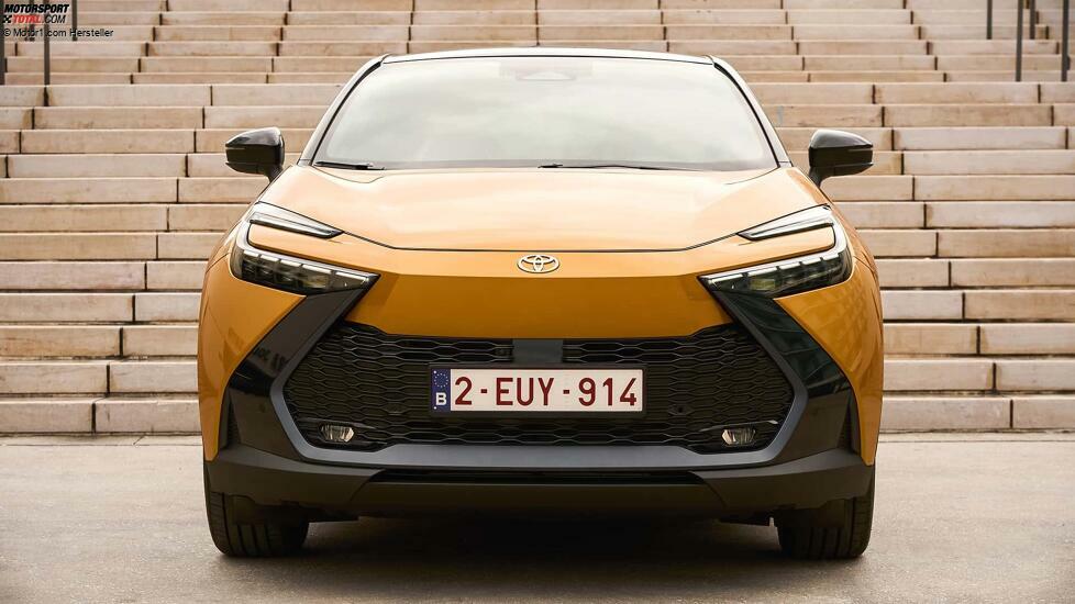 Toyota C-HR Plug-in Hybrid (2024)