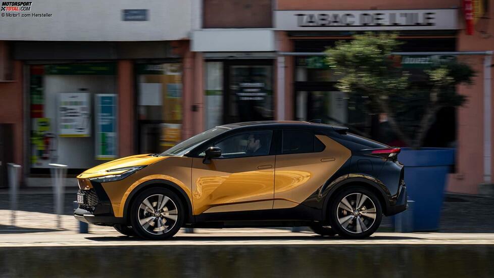 Toyota C-HR Plug-in Hybrid (2024)