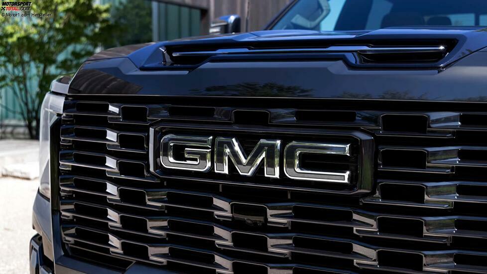 GMC Sierra 2500HD Denali Ultimate (2024)