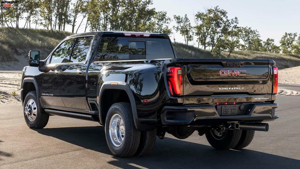 GMC Sierra 3500HD Denali (2024)