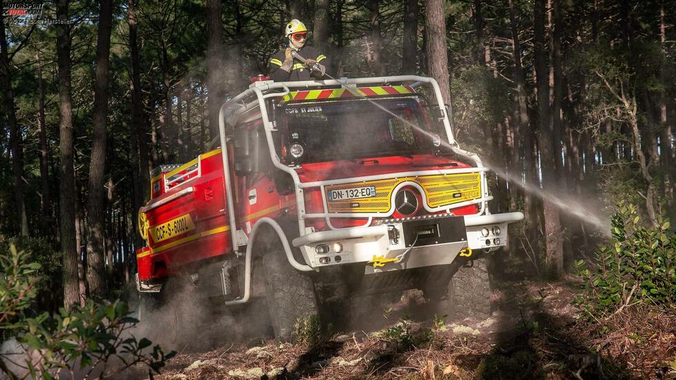 Mercedes-Benz Special Trucks mit Unimog und Atego auf FIREmobil 2024