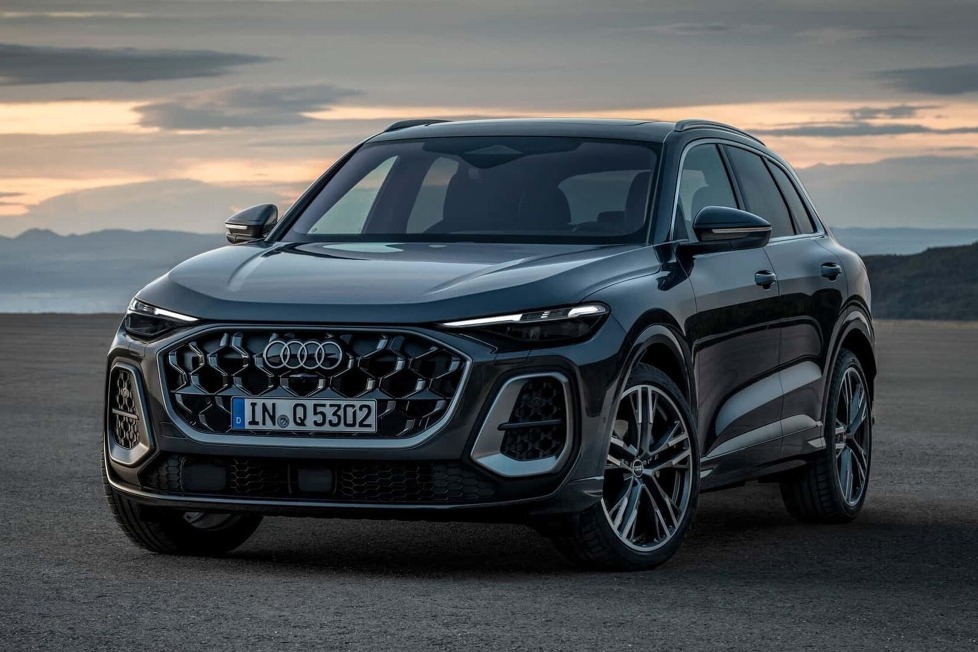Der Audi Q5 wurde vor kurzem neu gestaltet, mit  einer Länge von etwas mehr als 4,70 Meter - Alle Details zu Abmessungen und Kofferraum