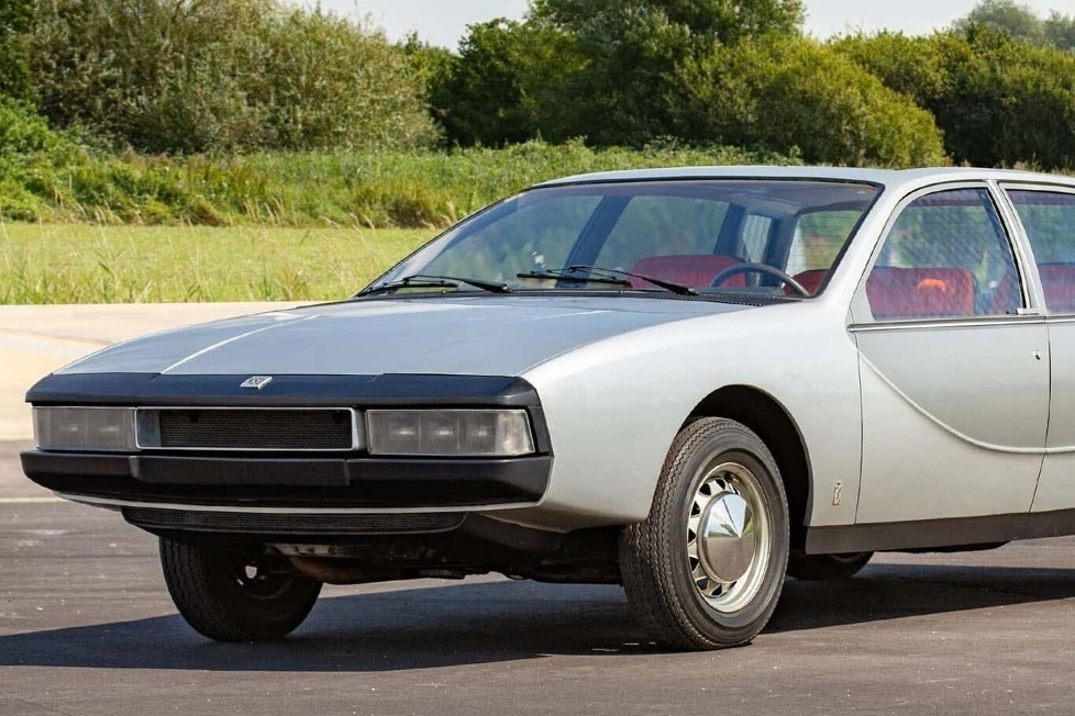 Pininfarina machte sich 1971 daran, einen potenziellen Nachfolger des Ro 80 zu entwerfen: Das Resultat wird jetzt auf einer Auktion angeboten