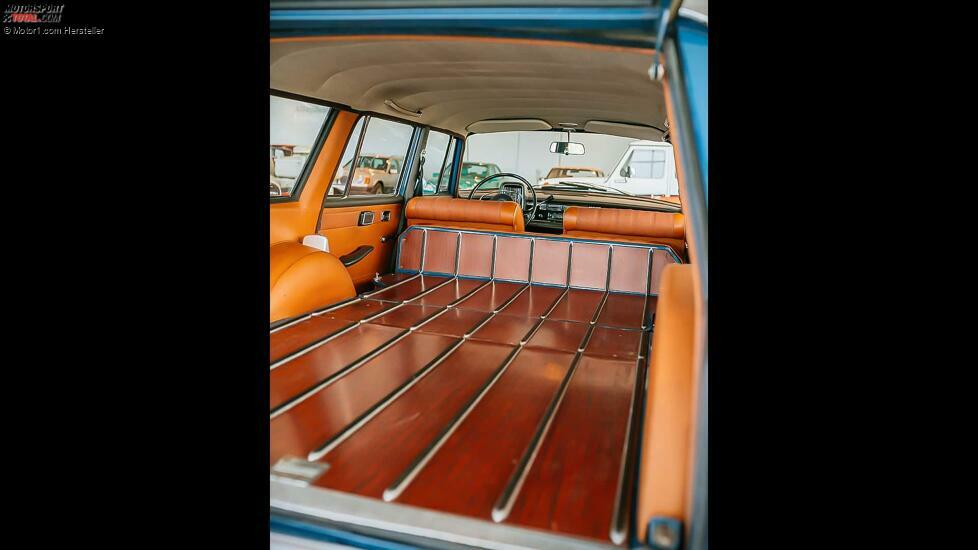 Mercedes-Benz Universal (W 110, 1965)