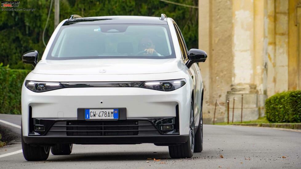 Leapmotor C10 (2024): Das Exterieur mit weißer Lackierung