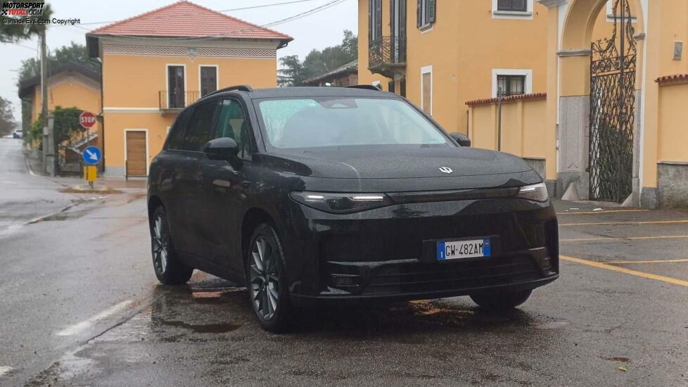 Leapmotor C10 (2024): Mein pechschwarzer Testwagen, bei Schmuddelwetter in Mailand