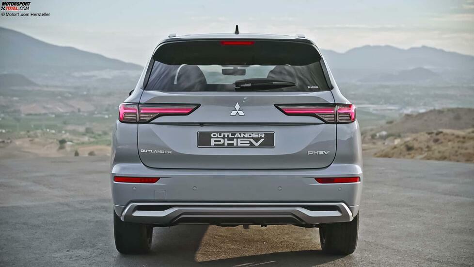 Mitsubishi Outlander (2025)