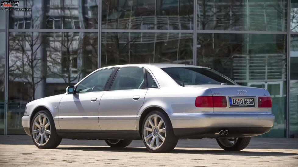 Audi A8 6.0 L (2002) im Fahrbericht