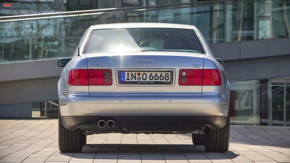 Audi A8 6.0 L (2002) im Fahrbericht