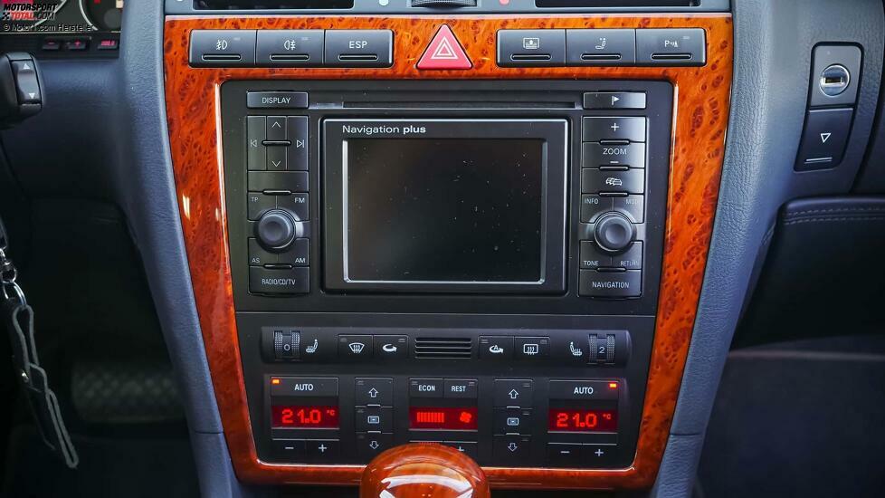 Audi A8 6.0 L (2002) im Fahrbericht