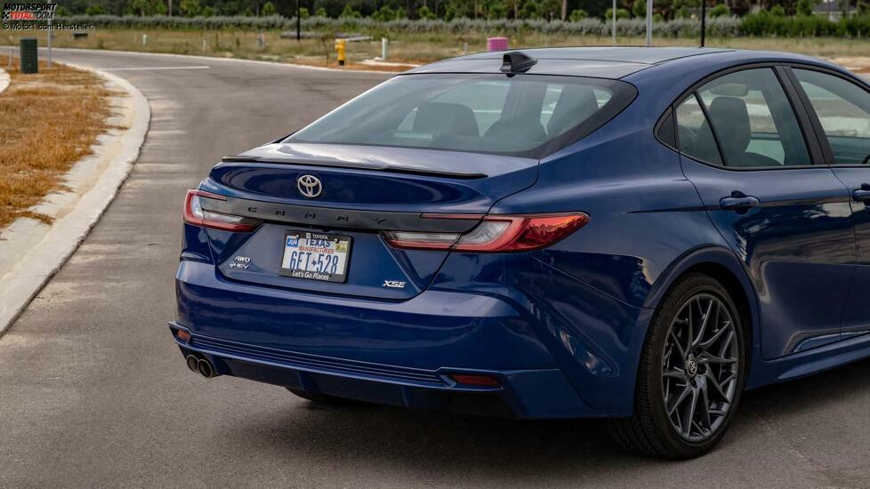Toyota Camry Testbericht 2025
