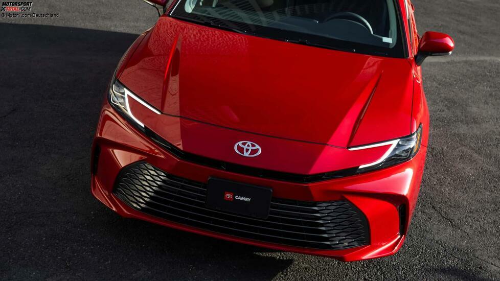 Toyota Camry Lead