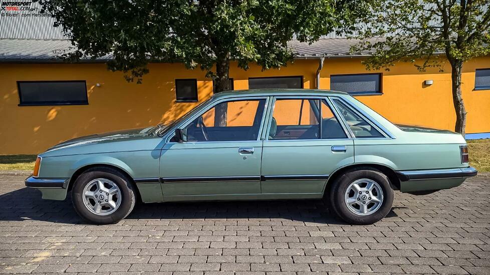 Opel Senator 2.8 S (1979)
