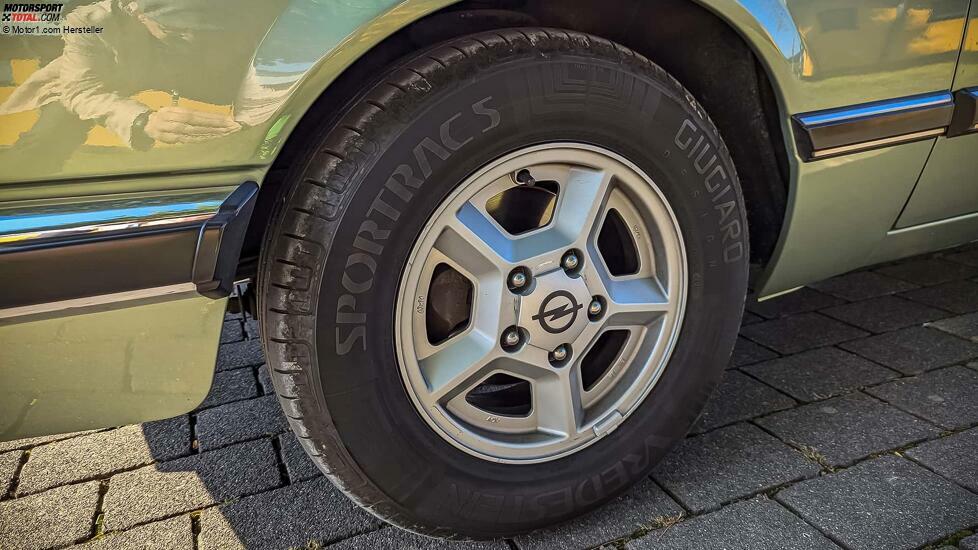 Opel Senator 2.8 S (1979)