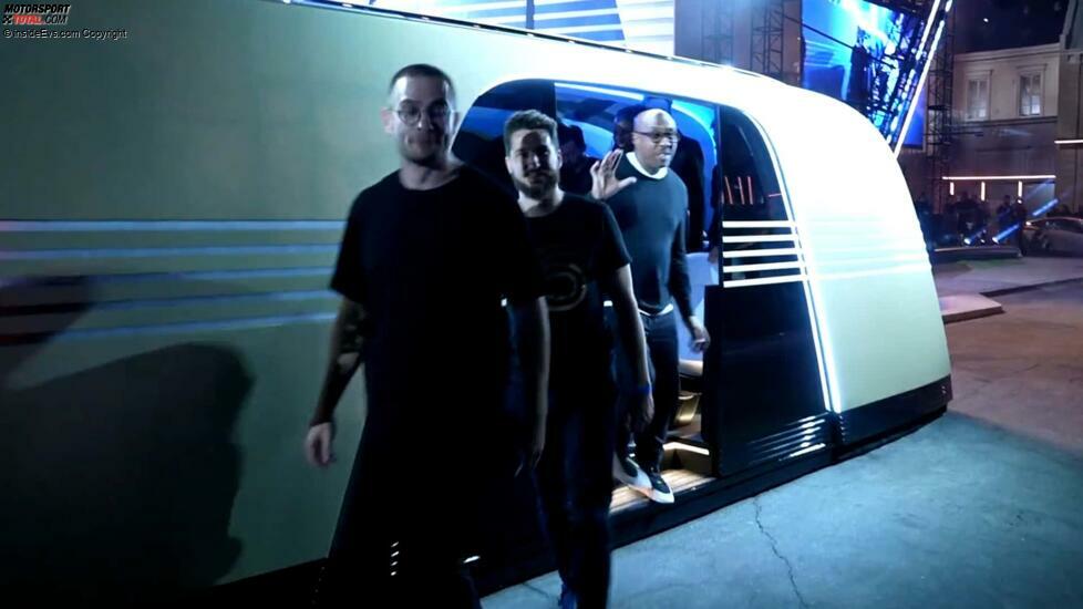 Tesla Robovan
