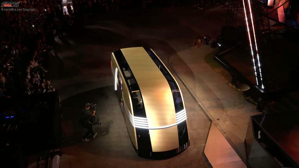 Tesla Robovan