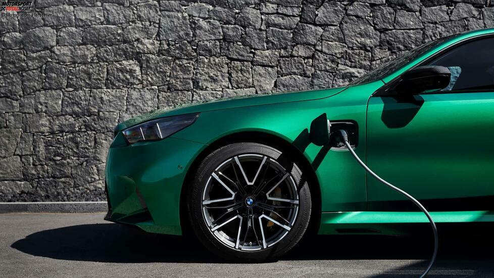 2025 BMW M5