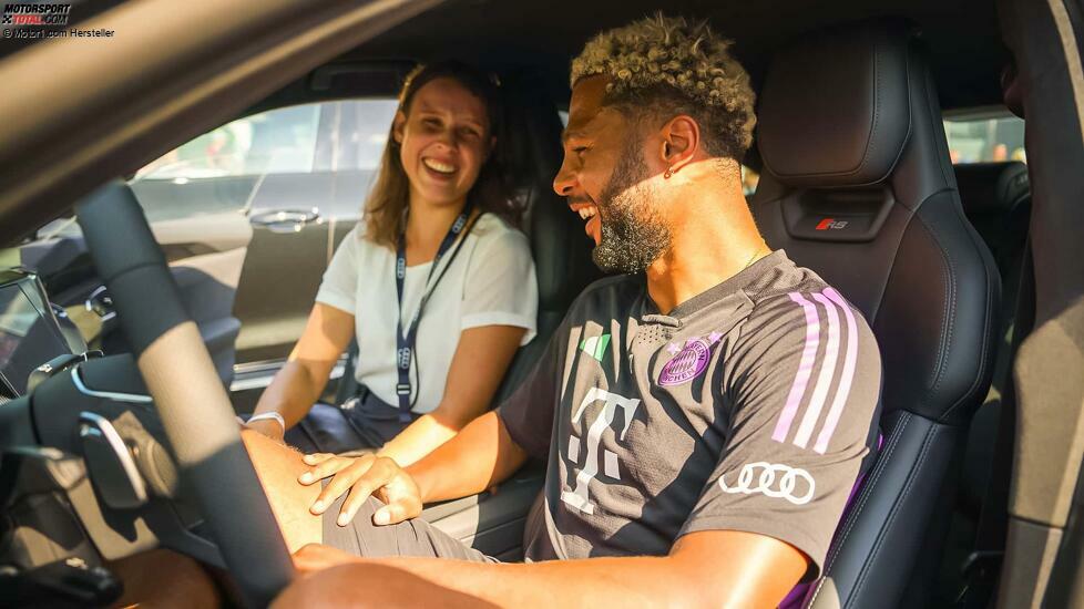 Audi Fahrzeugübergabe an die Spieler des FC Bayern München 2023