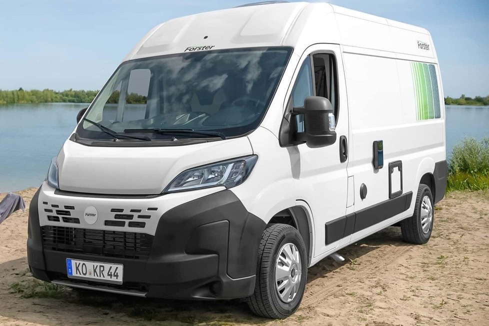 Der Forster Youngster Sunny ist 2024 das günstigste Wohnmobil in Deutschland: Kompakt, funktional und ab 44.900 Euro erhältlich
