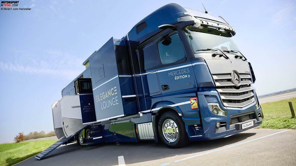 Mercedes-Benz Actros als Pferdetransporter mit Élégance Lounge von Théault