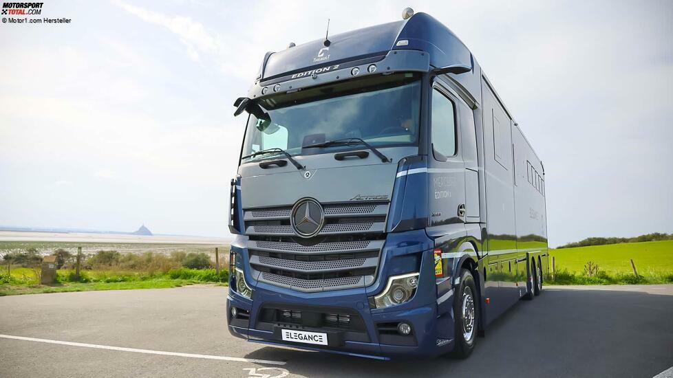Mercedes-Benz Actros als Pferdetransporter mit Élégance Lounge von Théault